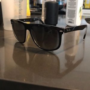 Ray Ban RB4147 Black Sunglasses